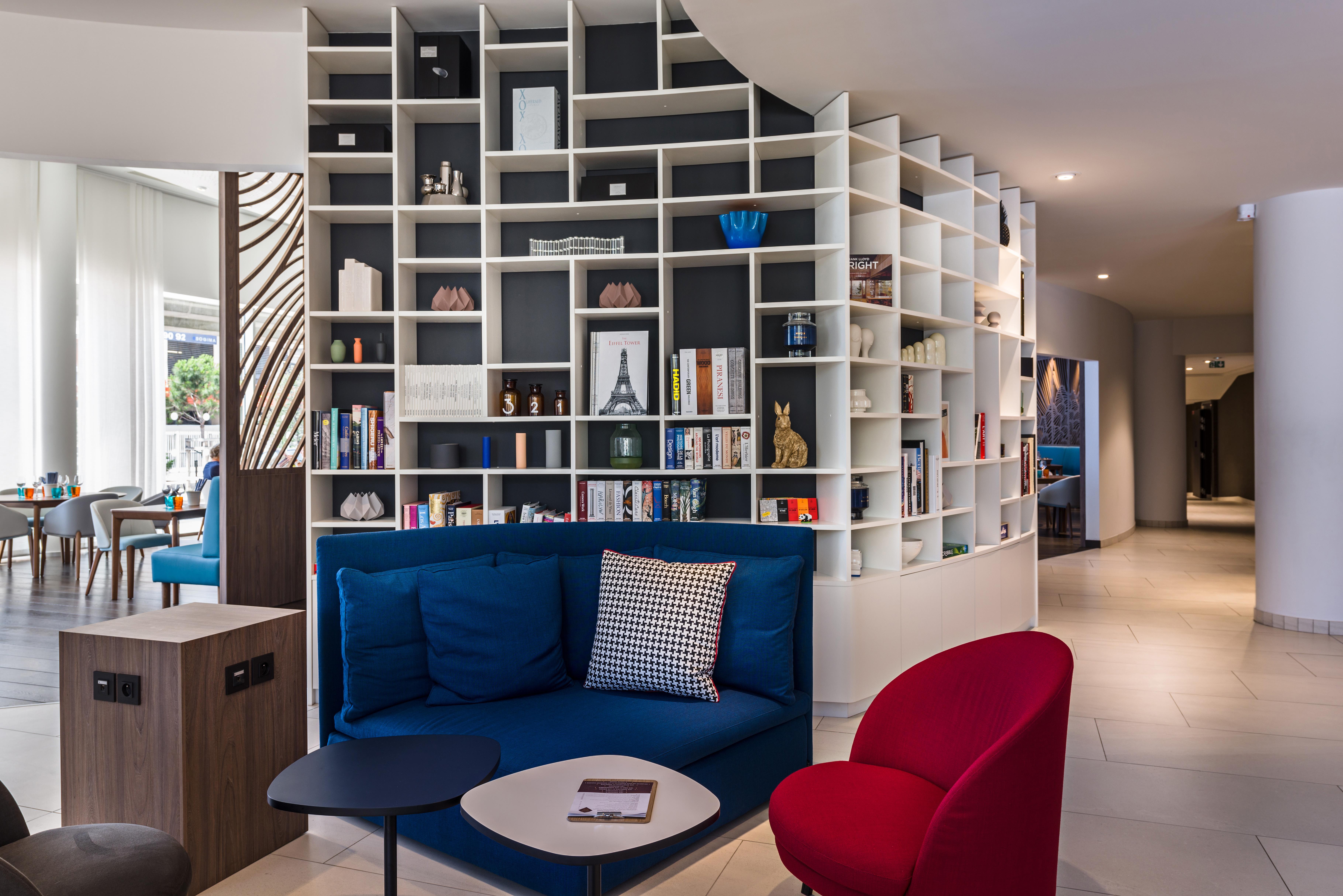 Golden Tulip Marseille Euromed Hotell Exteriör bild