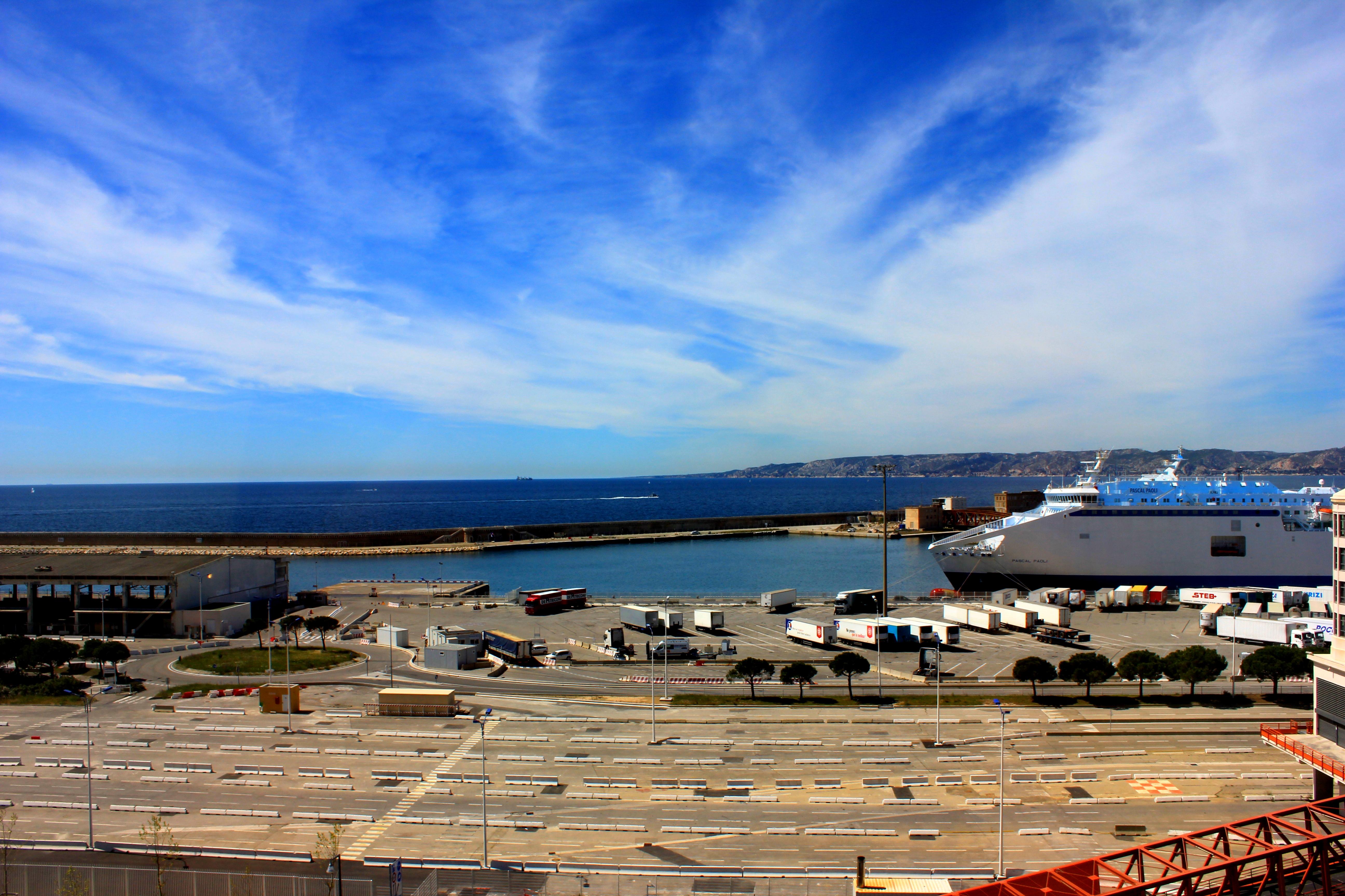 Golden Tulip Marseille Euromed Hotell Exteriör bild